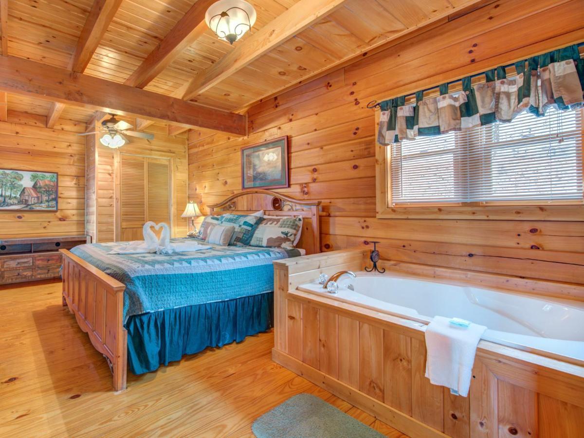 Dew South Villa Gatlinburg Exterior photo
