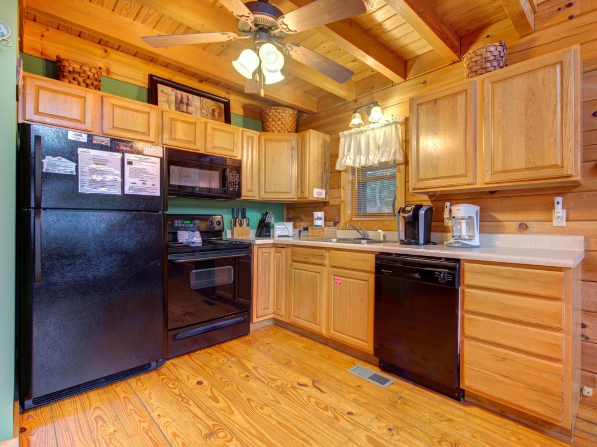 Dew South Villa Gatlinburg Exterior photo